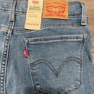 Levi’s Classic Bootcut Jeans